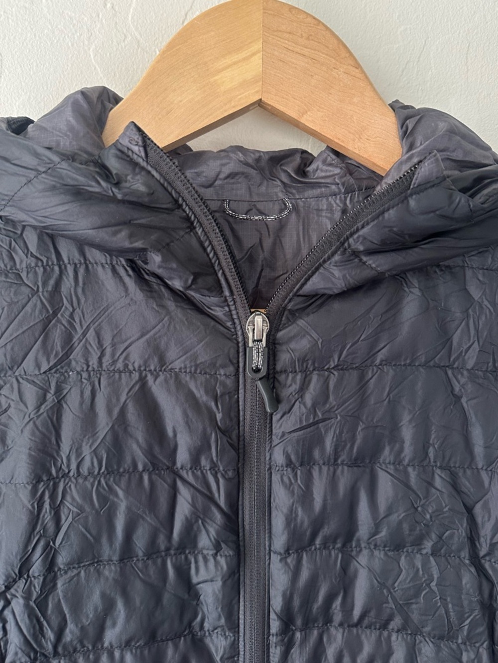 REI Co-op Women’s XS Packable Down Hooded Lightweight Parka - Mid-Thigh Puffer - Picture 3 of 11